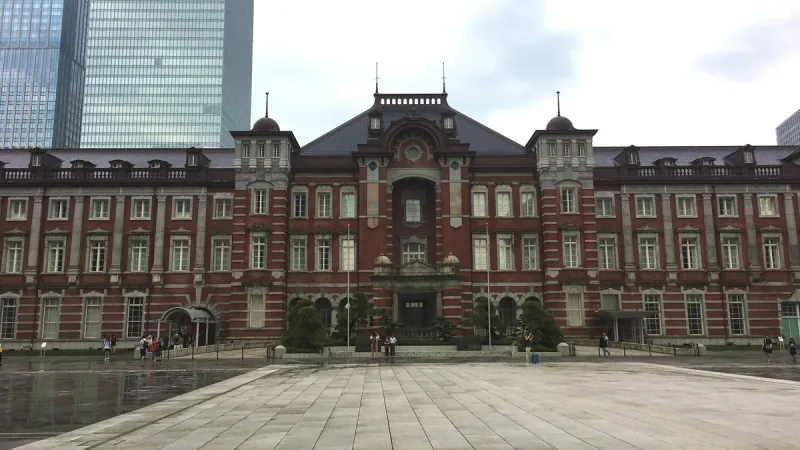 从站前广场看东京站丸之内站房