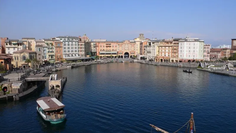 Mediterranean Harbor at Tokyo DisneySea in 2006