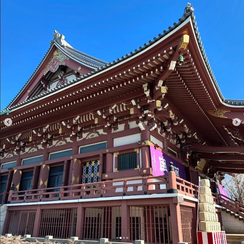 A calm day for a New Year temple visit — Haruru’s photograph