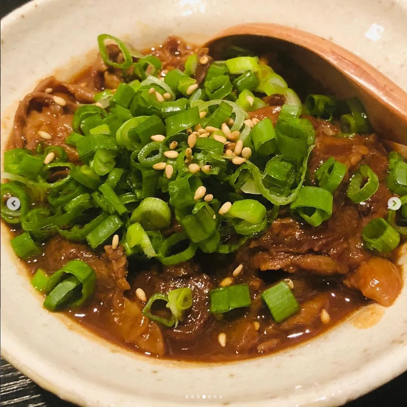 いろいろな料理を楽しむ夕食 — ハルルの写真