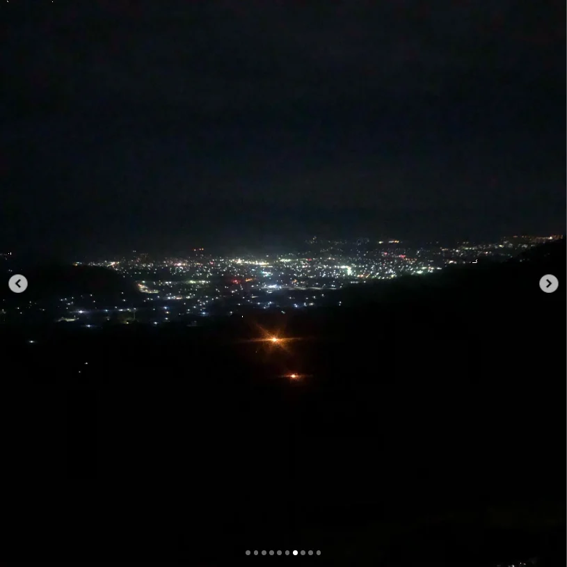 The daytime view and city lights after dark — Haruru’s photograph