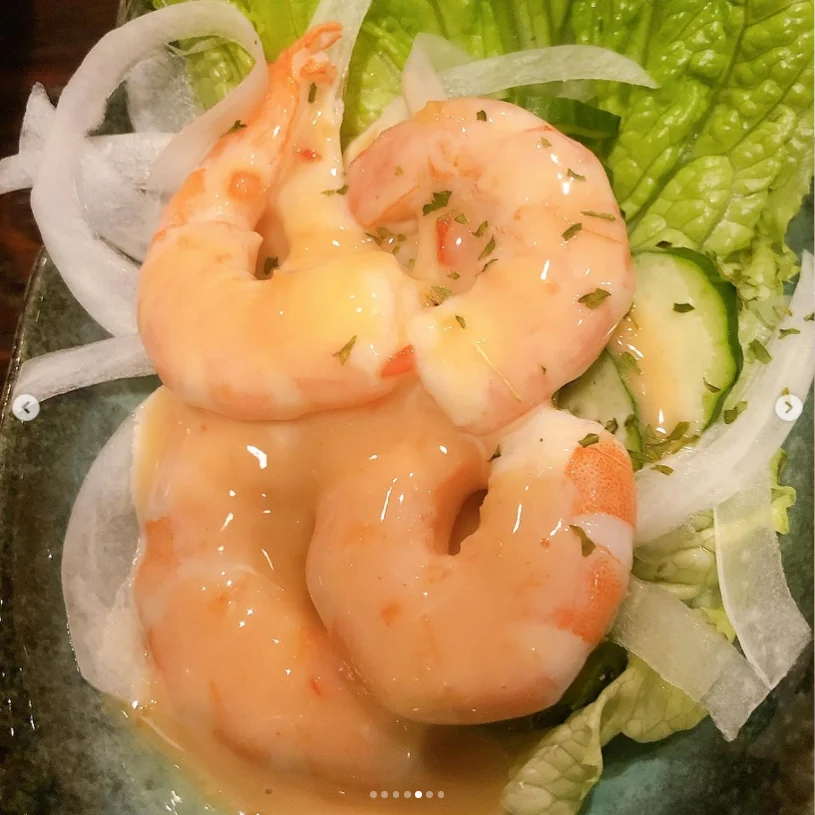 魚ーずまんで過ごした二つの夜。焼き鳥から始まった日と、ホルモンへ続いた誕生日 — ハルルの写真