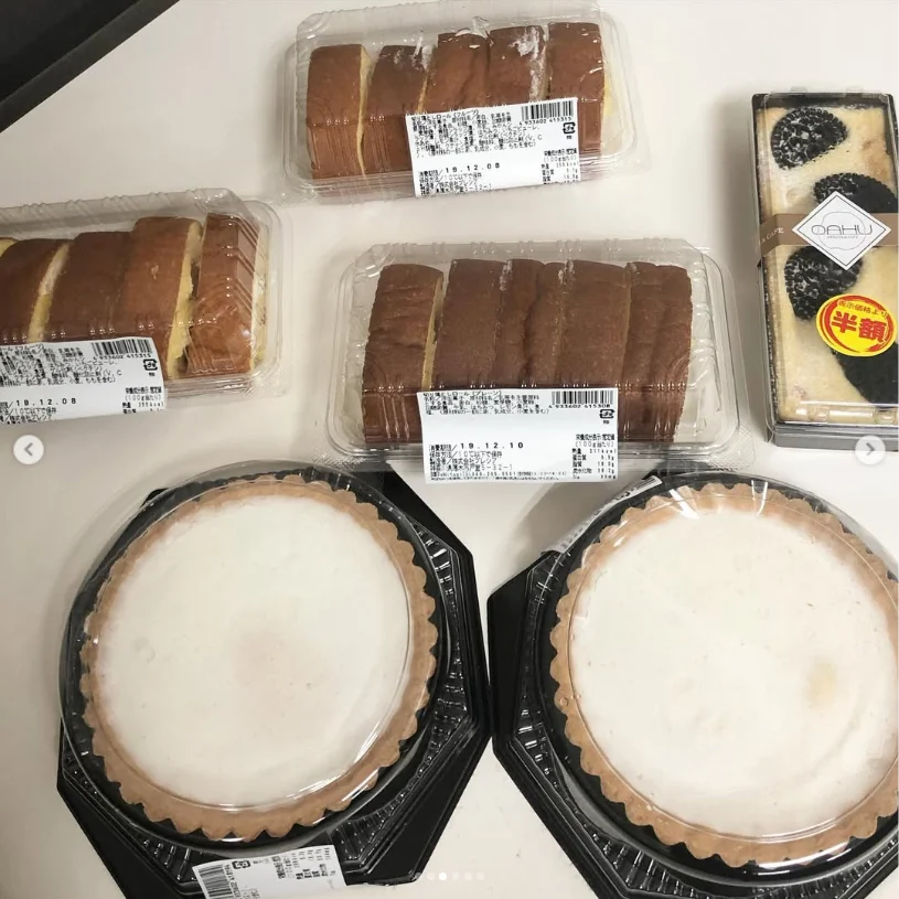 A table full of purchases — Haruru’s photograph
