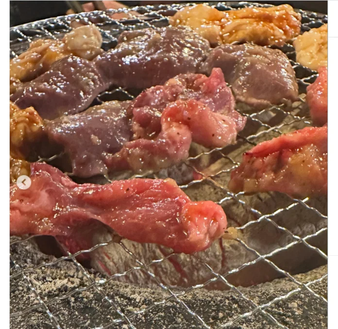 Small tastes of horumon at the second stop — Haruru’s photograph