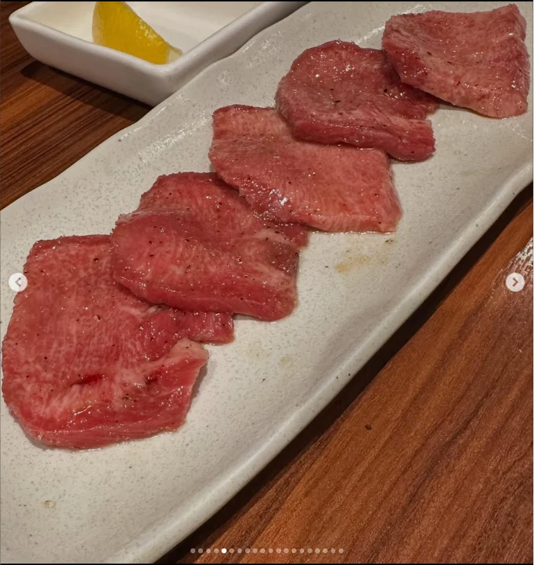 Enjoying the food, and considering a return — Haruru’s photograph