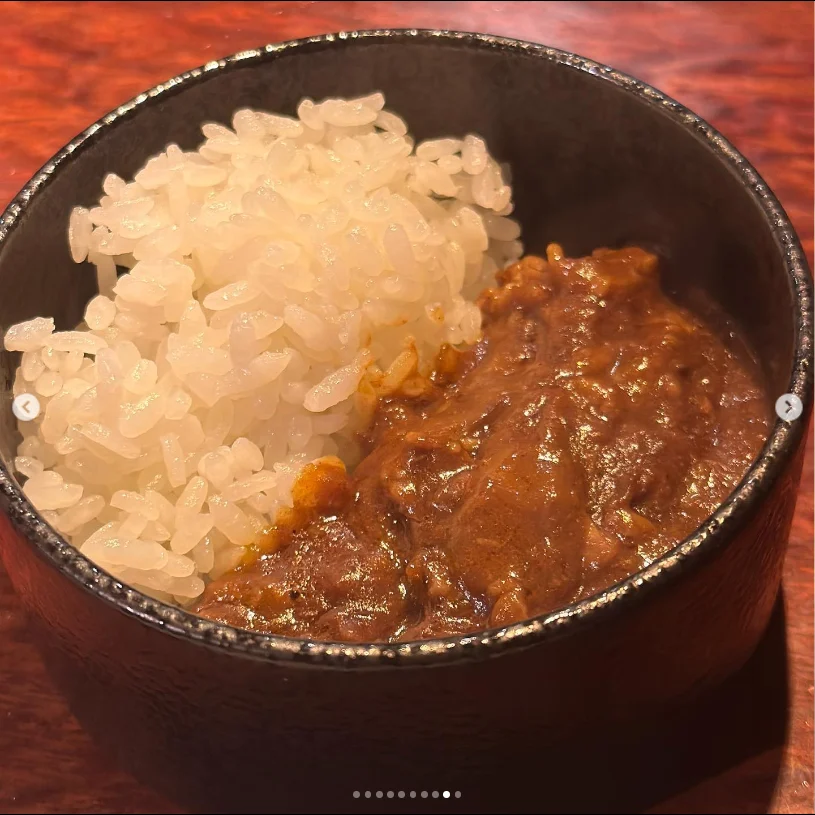 A final curry, and keeping the journey home in mind — Haruru’s photograph