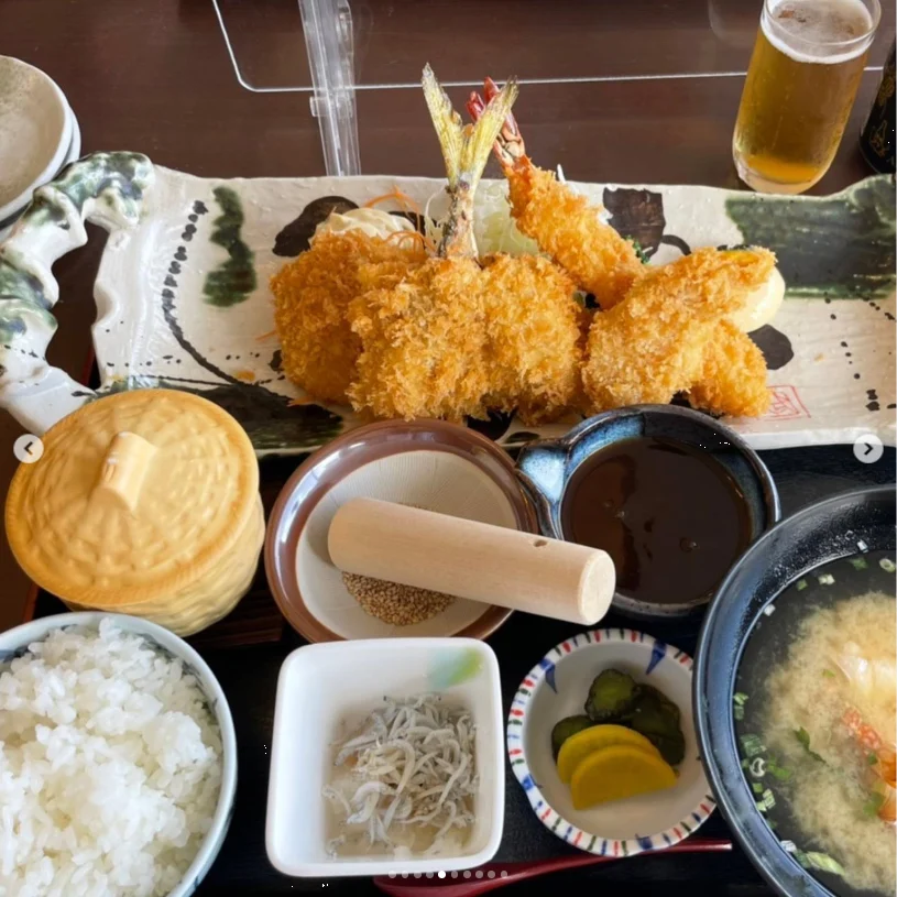 A seafood platter and a memorable fried-fish lunch — Haruru’s photograph