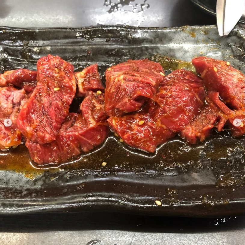 Her usual yakiniku restaurant that evening — Haruru’s photograph