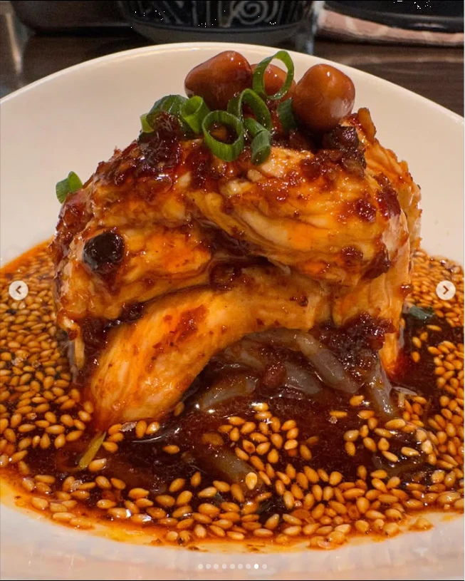 Clouds over Tokyo and one more memorable meal — Haruru’s photograph