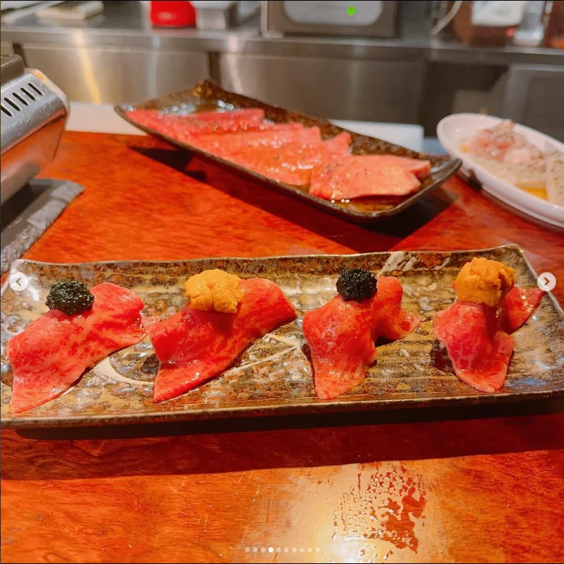 Twelve kinds of meat, each seasoned differently — Haruru’s photograph