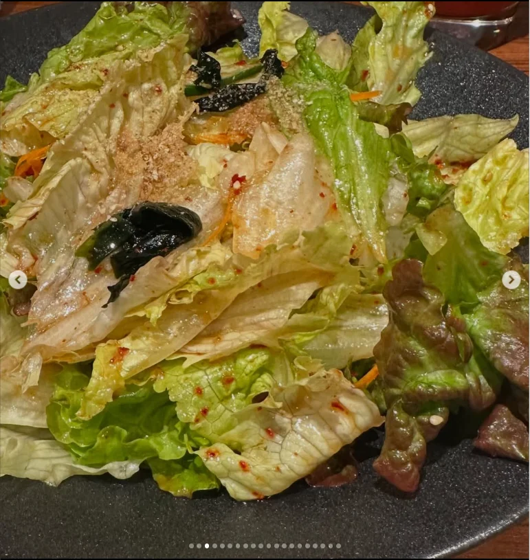 Enjoying the food, and considering a return — Haruru’s photograph