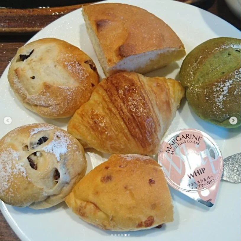 A double-cheese hamburger-steak lunch — Haruru’s photograph
