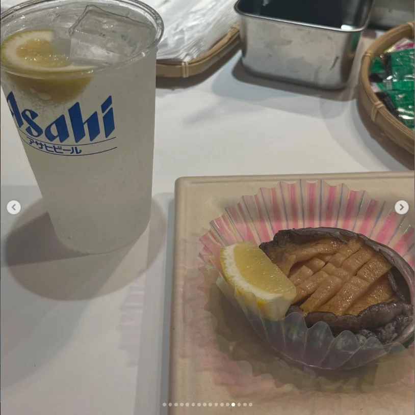 Craft beer and abalone at Senkyaku Banrai — Haruru’s photograph