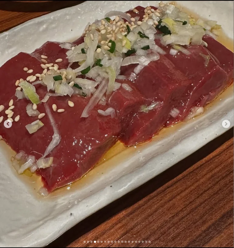 Enjoying the food, and considering a return — Haruru’s photograph