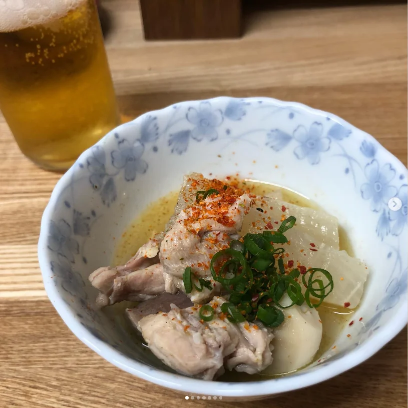 Enjoying beer on a hot day — Haruru’s photograph
