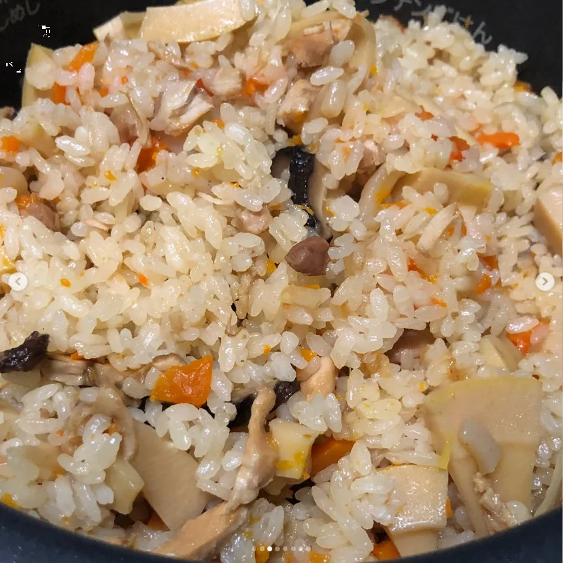 たけのこご飯も楽しんで — ハルルの写真