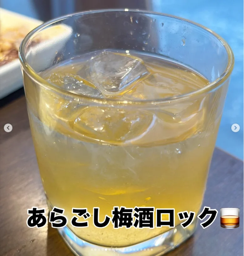 魚ーずまんで過ごした二つの夜。焼き鳥から始まった日と、ホルモンへ続いた誕生日 — ハルルの写真