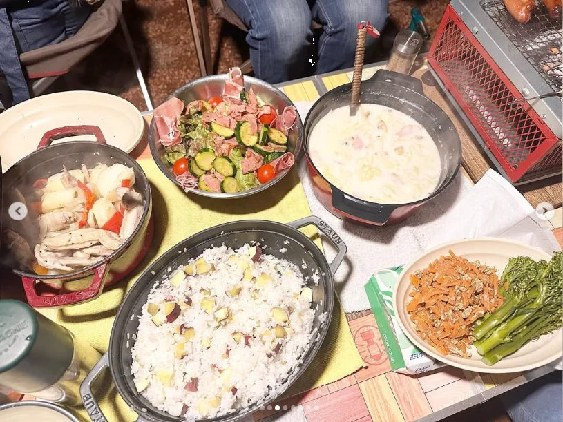 Meals in their pots, with suiton this time — Haruru’s photograph