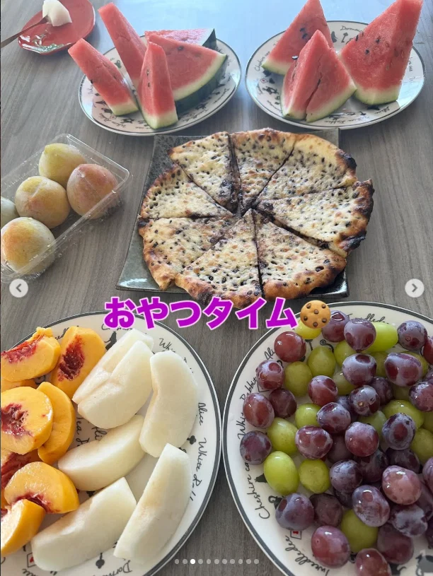 水果与巧克力馕饼,下午小吃的照片 — Haruru 的照片