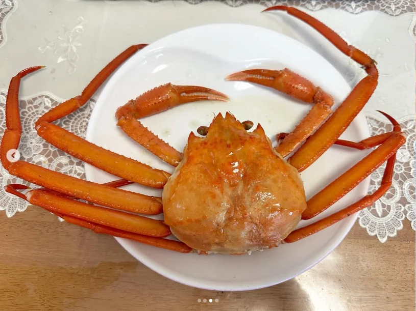 Plenty of crab, and a thought about the photograph — Haruru’s photograph