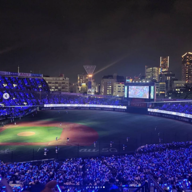 Drinks, shaved ice and a night of blue light — Haruru’s photograph