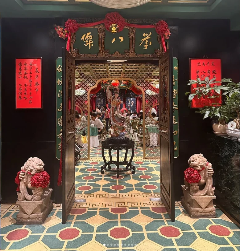 Trying her daughter’s recommendations — Haruru’s photograph