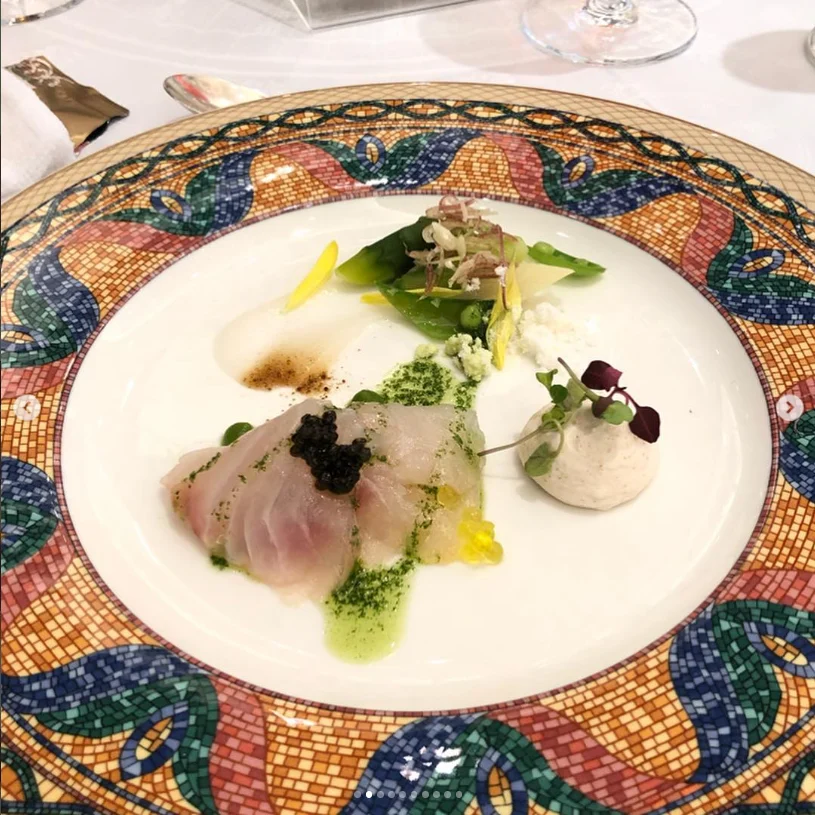 Good food and plenty of desserts — Haruru’s photograph