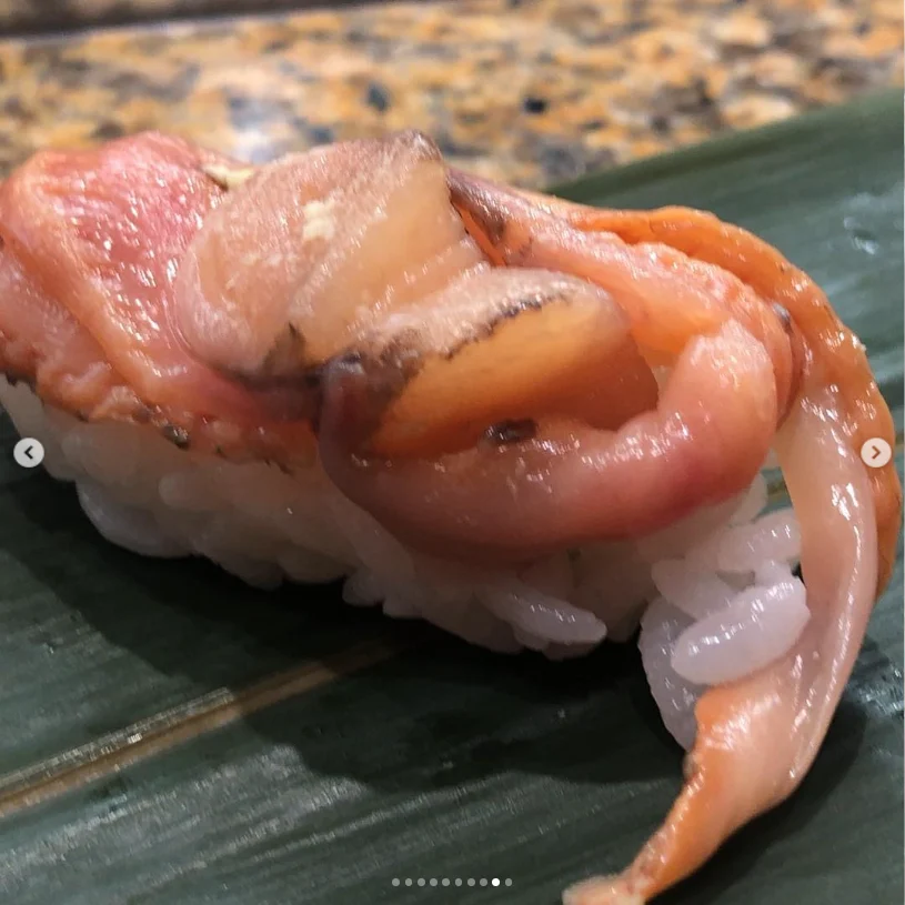 Standing sushi to finish the day — Haruru’s photograph