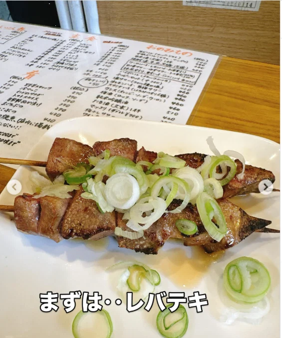 Yakitori and beer at Bunraku — Haruru’s photograph