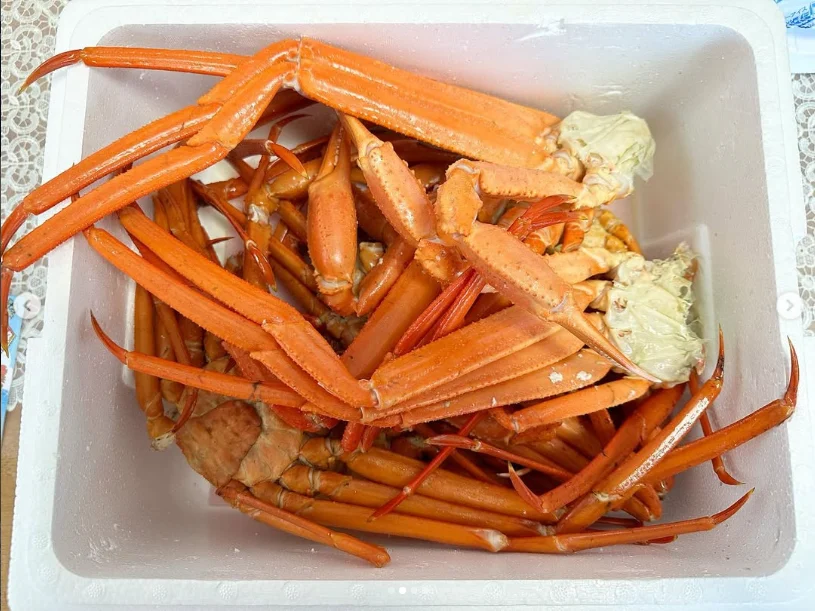 Plenty of crab, and a thought about the photograph — Haruru’s photograph