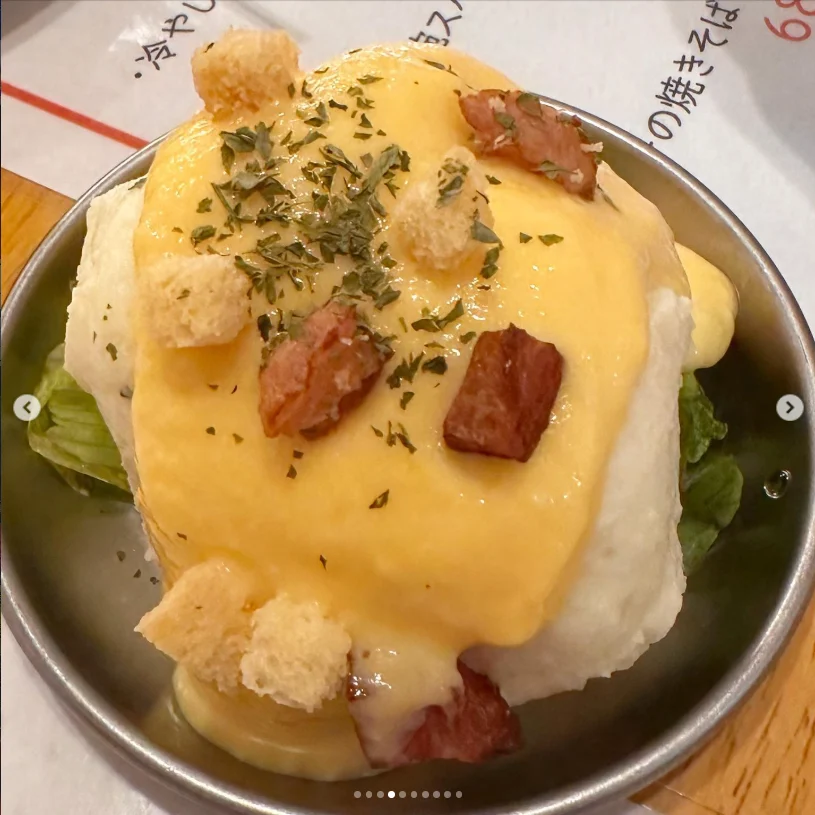 A familiar order, followed by cake — Haruru’s photograph