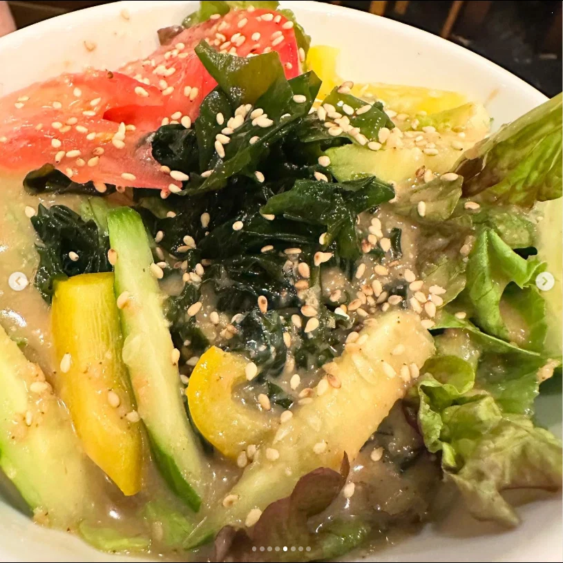 A meal that kept her attention at the table — Haruru’s photograph