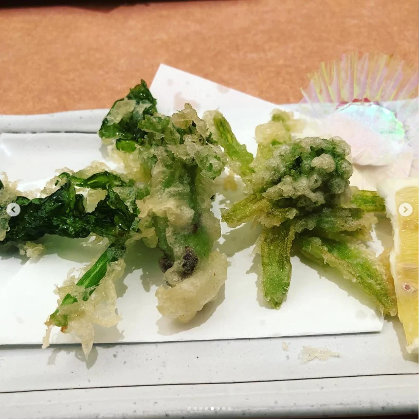 Sushi with a friend in the evening — Haruru’s photograph