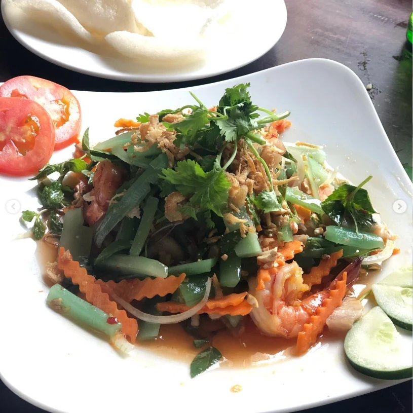 Hungry again by lunchtime — Haruru’s photograph