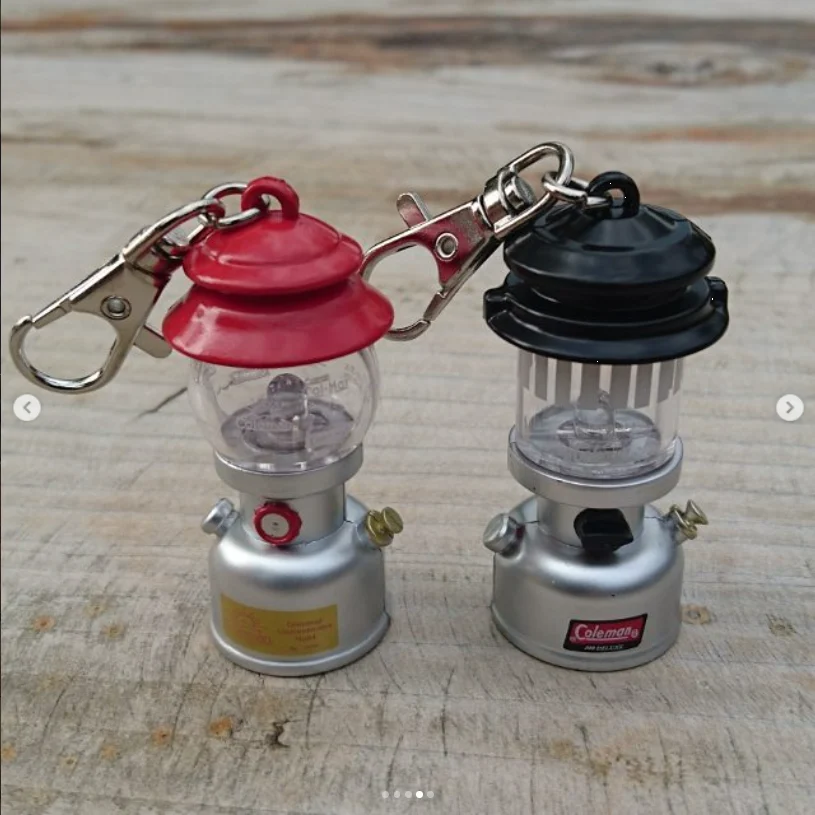A small capsule-toy pleasure — Haruru’s photograph