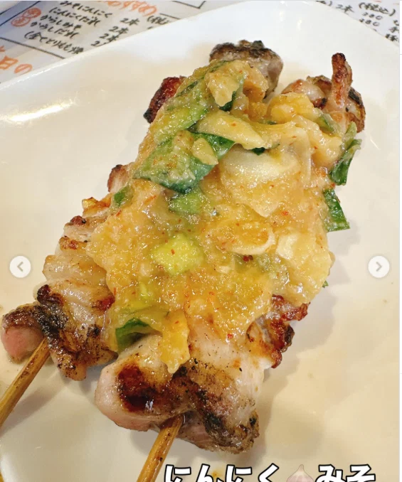 Yakitori and beer at Bunraku — Haruru’s photograph