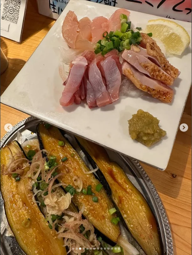 初めてのお店で、居心地のよいカウンター — ハルルの写真