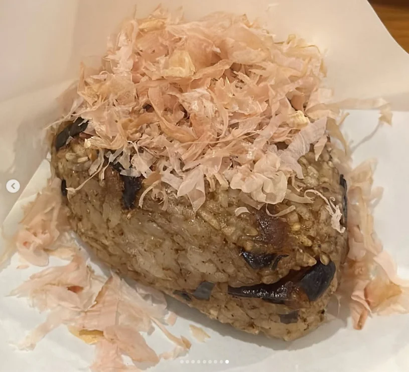 A grilled rice ball to finish, and a wish to return — Haruru’s photograph