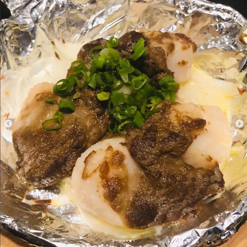 いろいろな料理を楽しむ夕食 — ハルルの写真