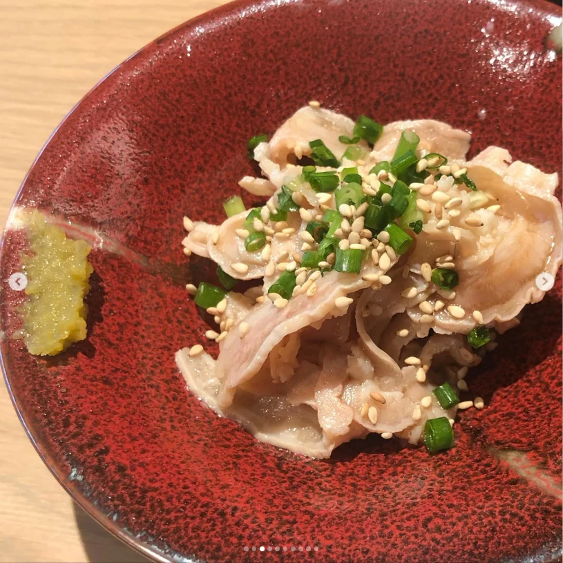 食卓に残った小さな眺め — ハルルの写真