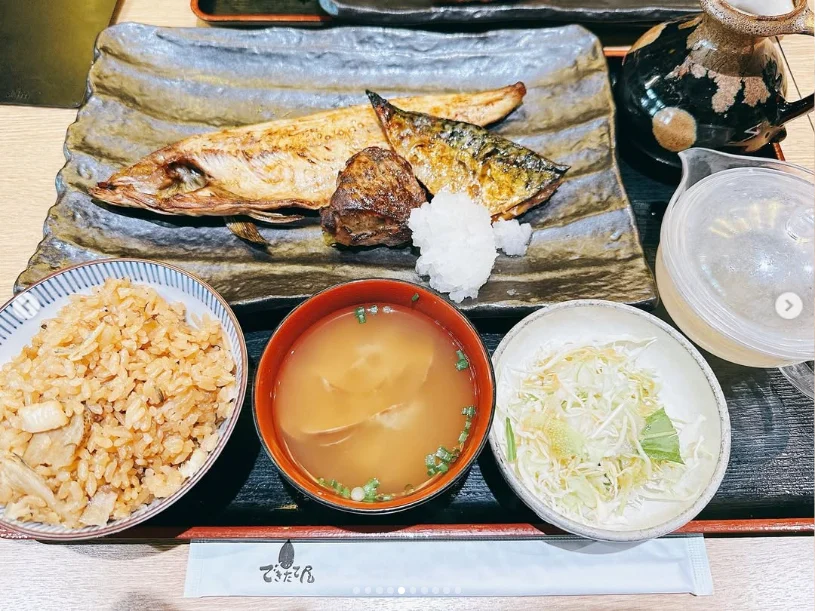 迷った末に選んだ焼き魚定食 — ハルルの写真