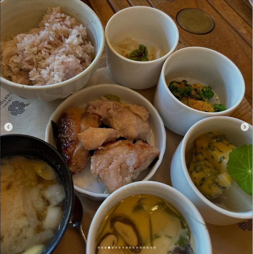 久违的见面,聊天仍然熟悉自在 — Haruru 的照片