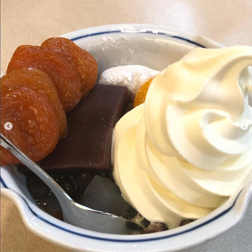 A familiar stop at Mihashi — Haruru’s photograph