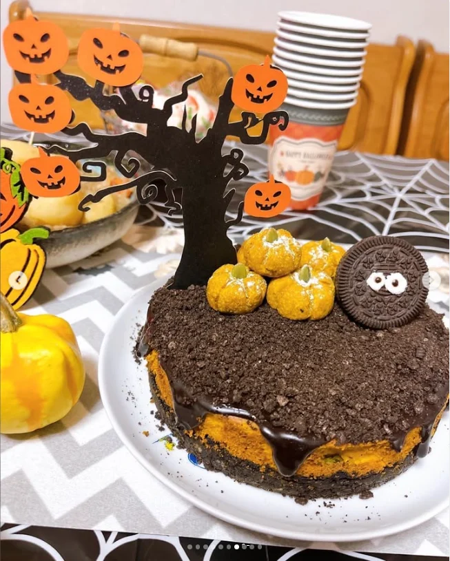 Cake and mummy bread made late into the night — Haruru’s photograph