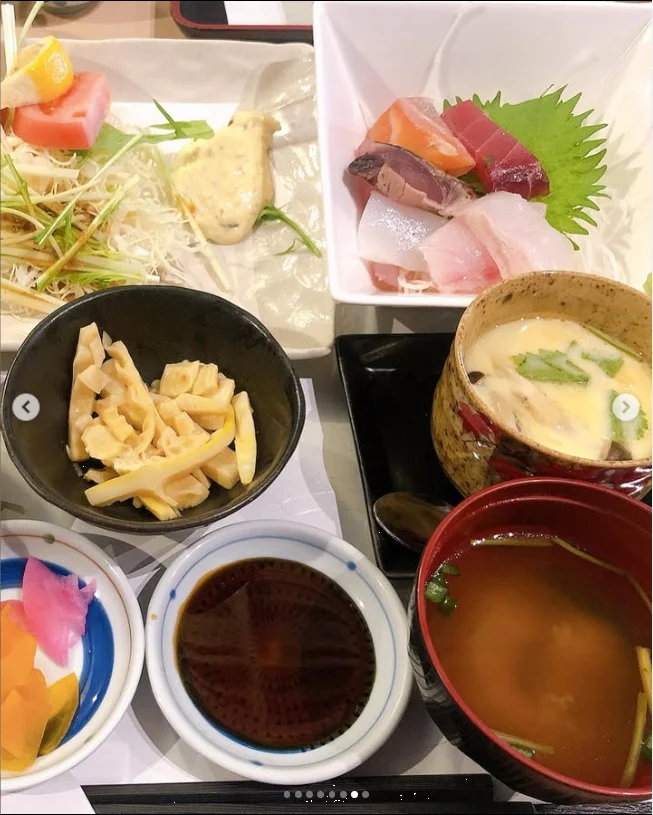Large fried prawns for lunch — Haruru’s photograph