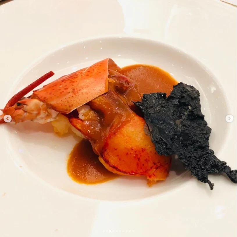 Good food and plenty of desserts — Haruru’s photograph