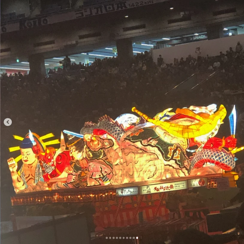 Four hours of eating, drinking and festival atmosphere — Haruru’s photograph