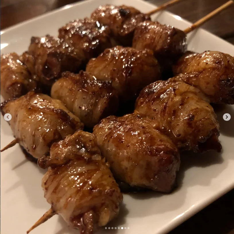 あみレバー、ぼんじり、アボカド焼き — ハルルの写真