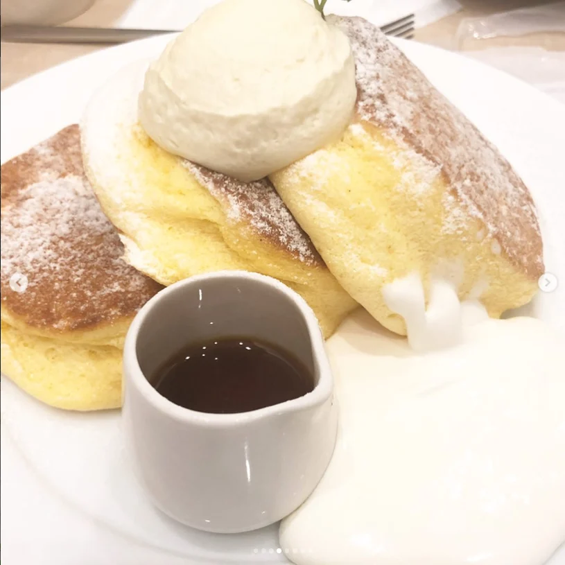 Sushi, followed by soft pancakes — Haruru’s photograph