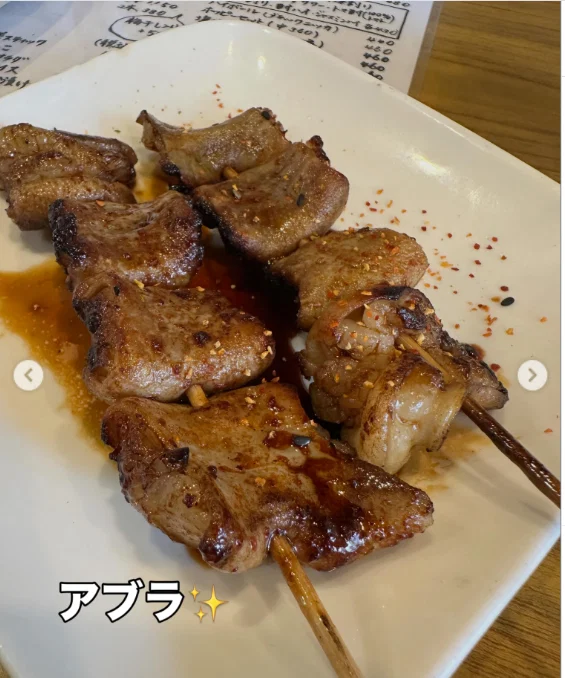 Yakitori and beer at Bunraku — Haruru’s photograph